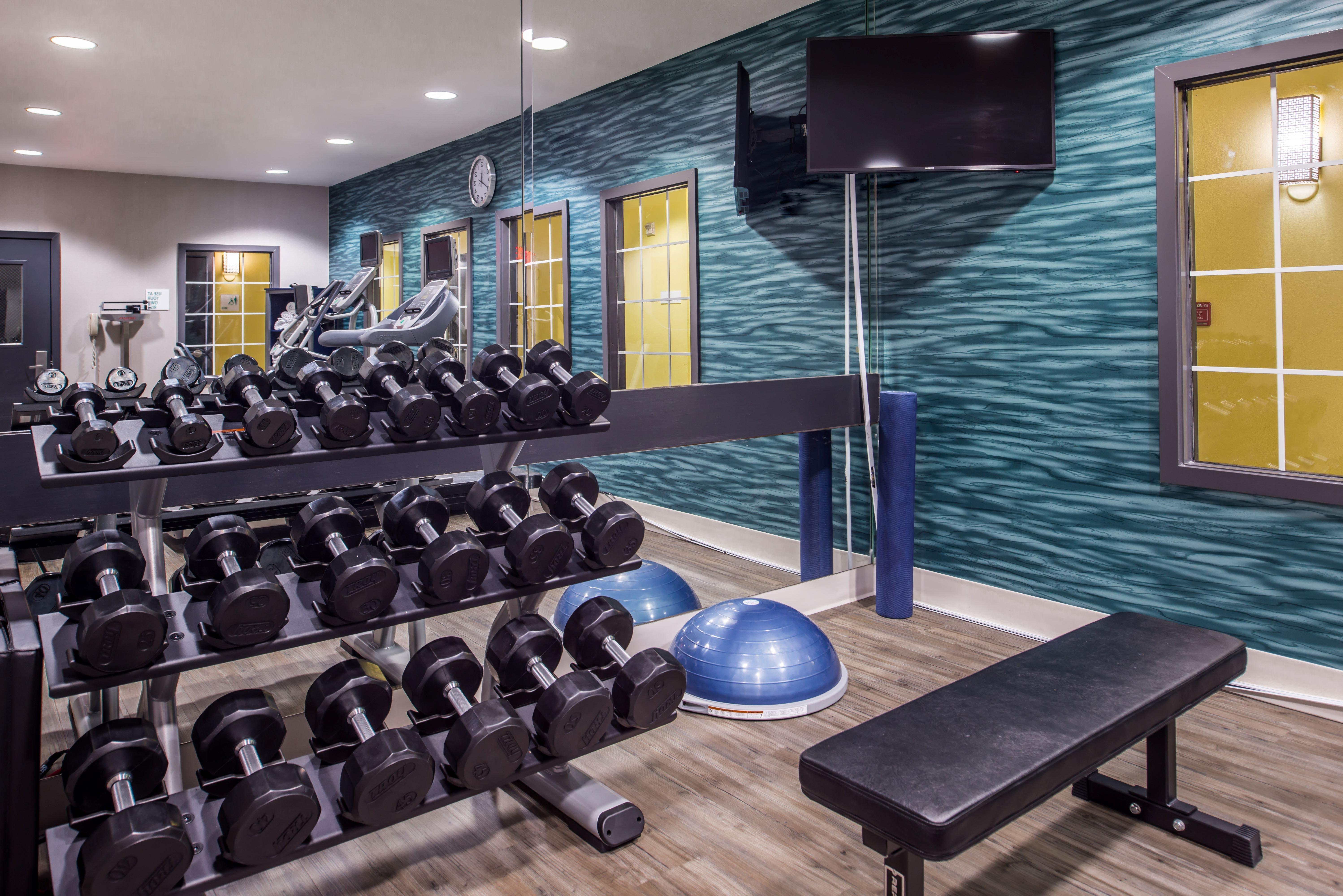 Holiday Inn And Suites Addison By Ihg Esterno foto